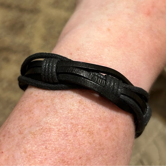 Black Leather Braided Bracelet - Picture 1 of 5